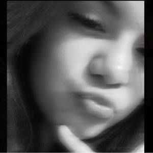 Meet your Posher, Dania